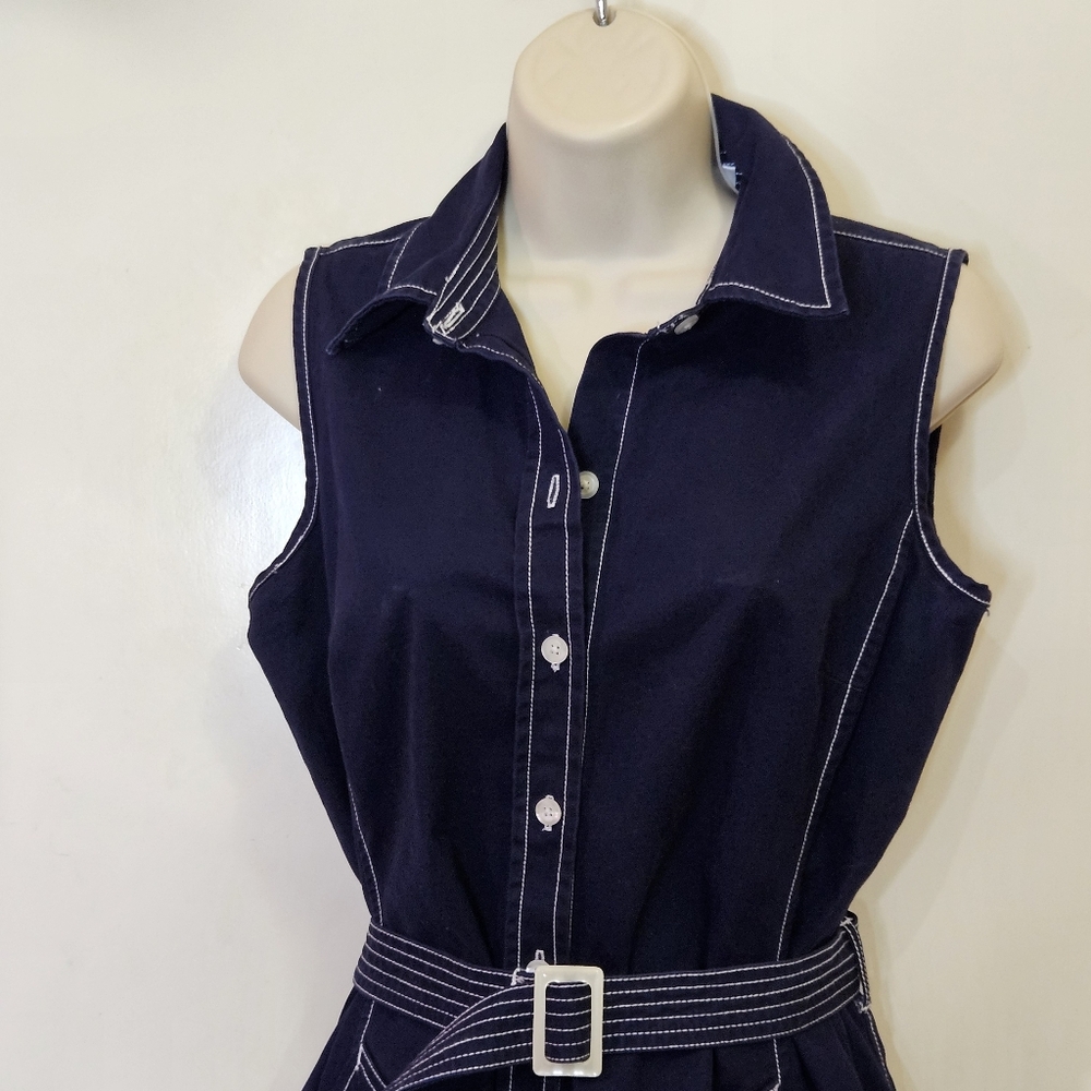 Isaac Mizrahi Navy Blue/White Trim Sleeveless Belted Button Front Dress, Medium - Picture 5 of 16